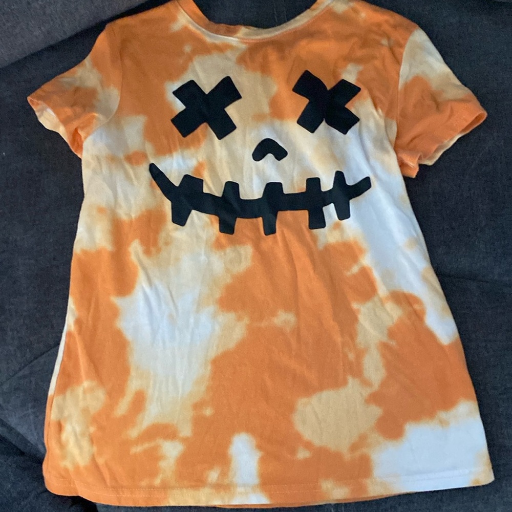 This Halloween shirt is a size XS by the brand Wound Up